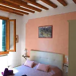 Venetian Apartment Near San Marco & Biennale